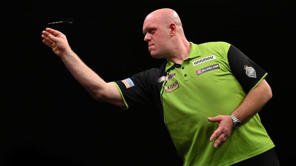 Michael van Gerwen throwing a dart