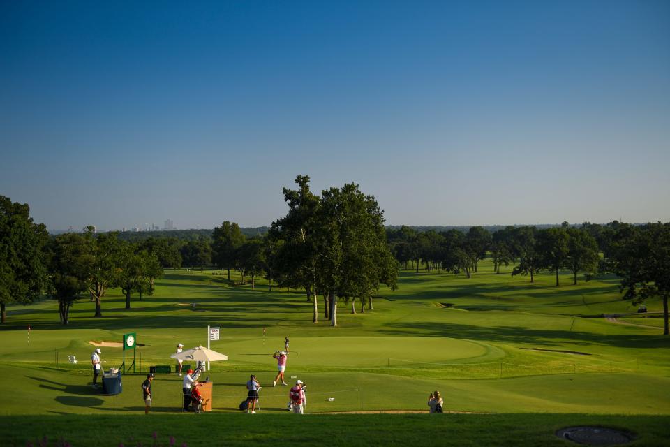 General view of the 10th hole during the second round of stroke play of the 2024 U.S. Women's Amateur at Southern Hills Country Club in Tulsa, Okla. on Tuesday, Aug. 6, 2024. (Kathryn Riley/USGA)