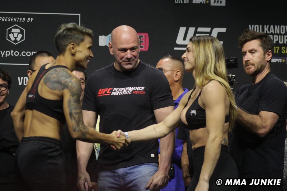 Amanda Lemos vs Mackenzie Dern faceoff UFC 298 ceremonial weigh-ins