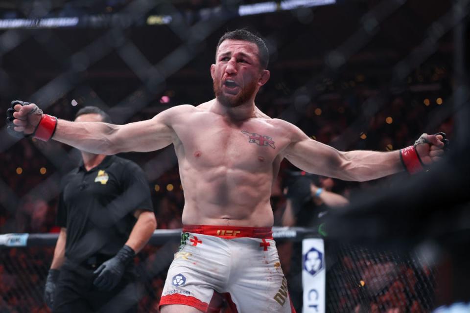 Merab Dvalishvili outpointed Umar Nurmagomedov in a fascinating fight (Getty Images)