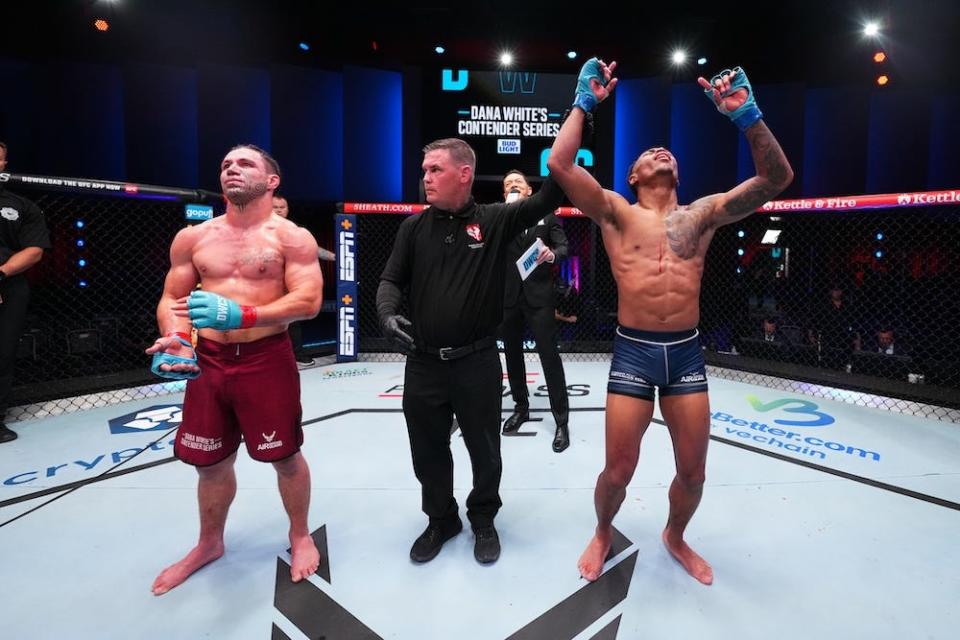 LAS VEGAS, NEVADA - SEPTEMBER 17: Elijah Smith reacts after his victory against Aaron Tau of New Zealand during Dana White's Contender Series Season Eight, Week Six at UFC APEX on September 17, 2024 in Las Vegas, Nevada. (Photo by Chris Unger/Zuffa LLC)