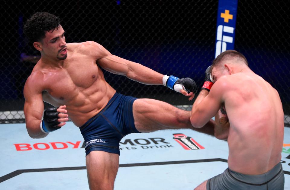 LAS VEGAS, NEVADA - AUGUST 18: (L-R) Matt Dixon kicks Orion Cosce in a welterweight bout during week three of Dana White's Contender Series Season 4 at UFC APEX on August 18, 2020 in Las Vegas, Nevada. (Photo by Chris Unger/DWCS LLC/Zuffa LLC)