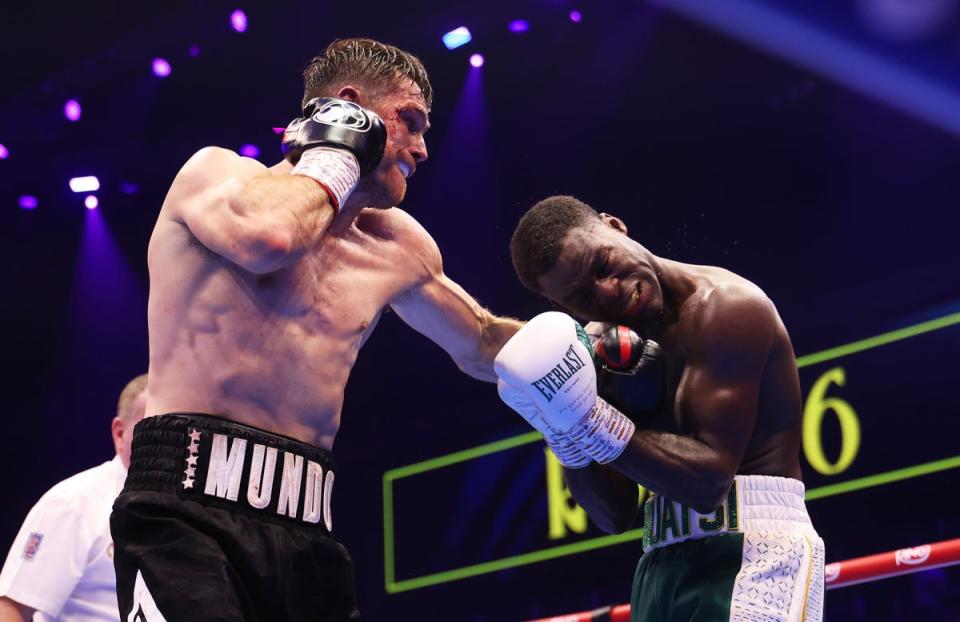 Callum Smith (left) handed Joshua Buatsi his first loss as a pro (Getty)