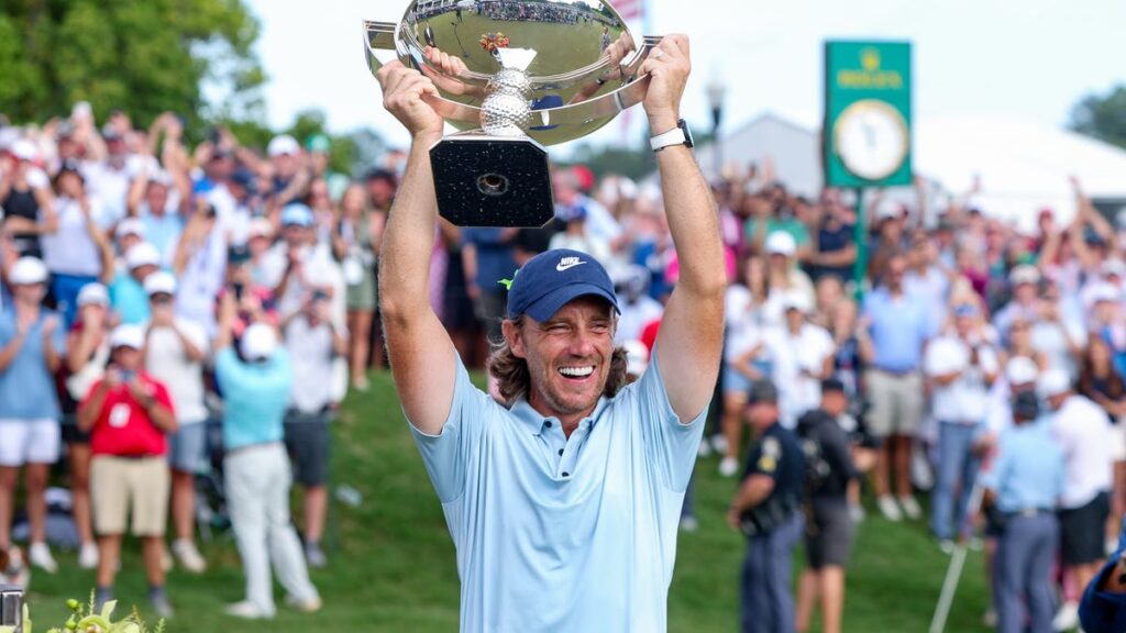 The sports world had its eyes on Tommy Fleetwood.The Englishman won his first PGA Tour title on Sunday at East ...