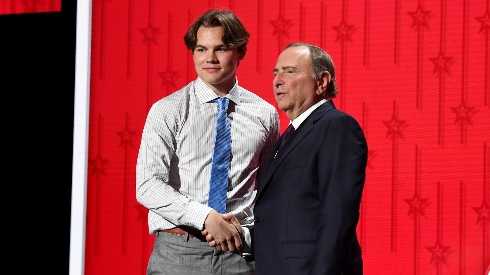 Sandin Pellikka Ranked 21st in Controversial NHL Network Top 25 Prospects List