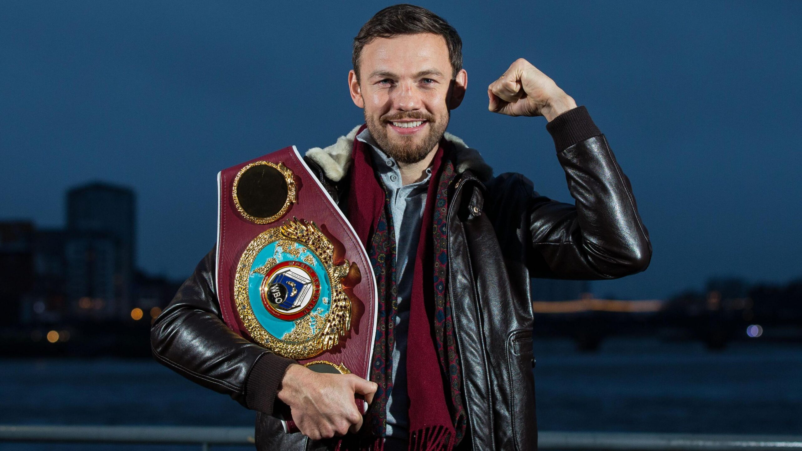 Andy Lee with his world title belt