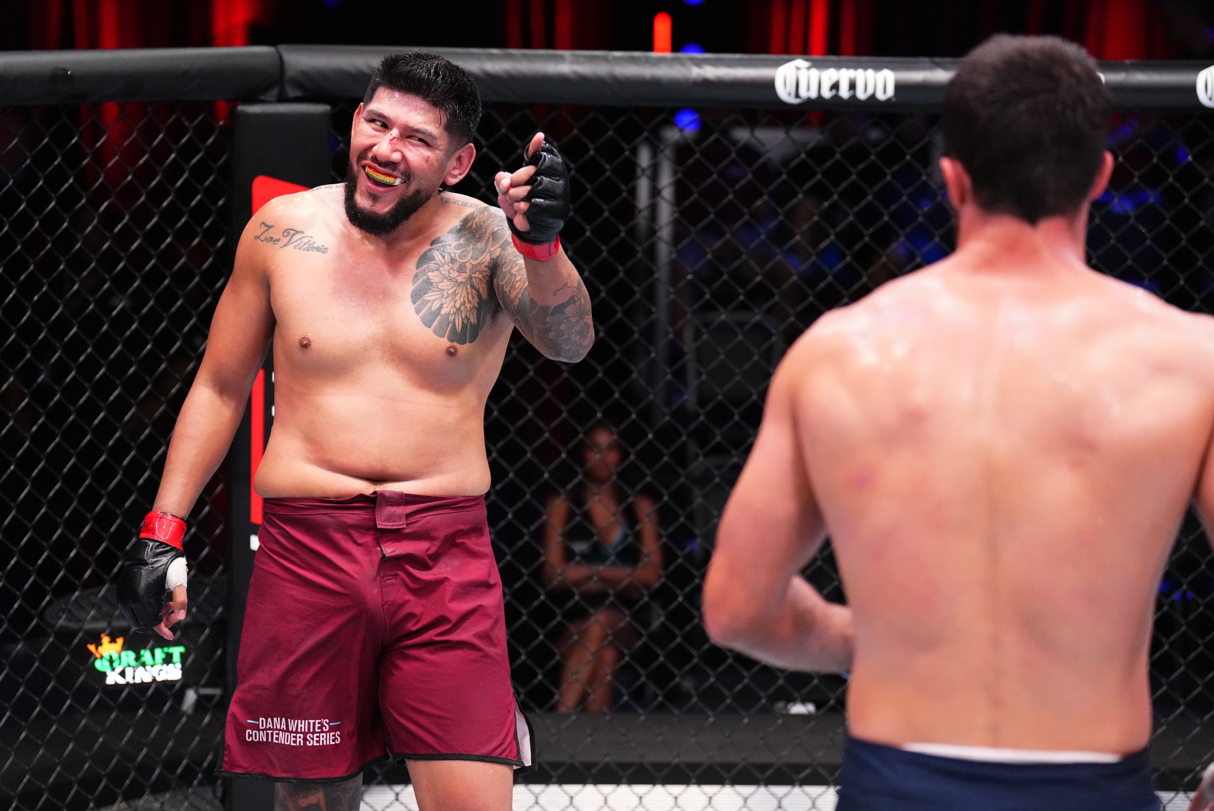 The human punching bag Jose Medina makes an appearance at Noche UFC.