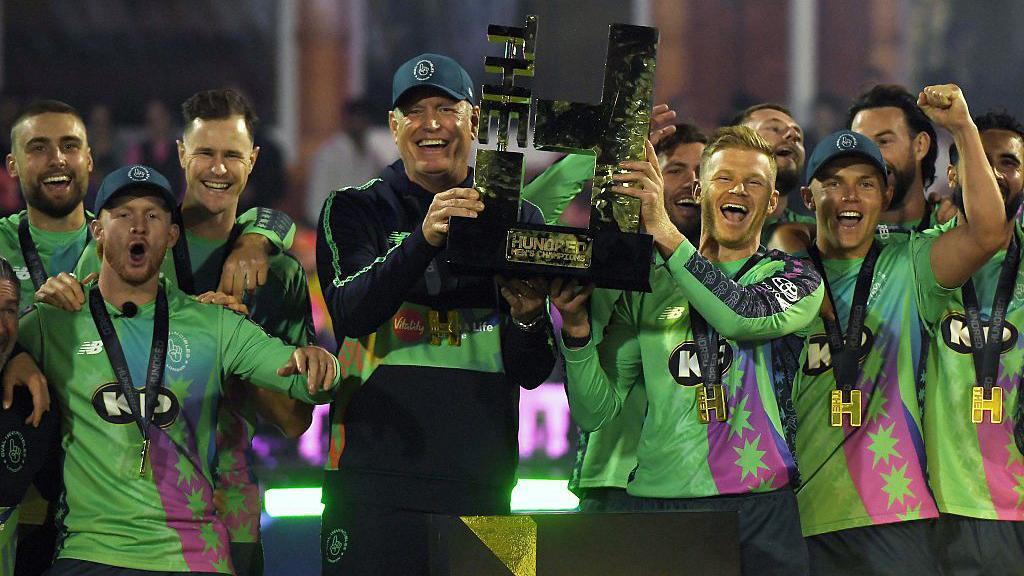 The Oval Invincibles celebrate winning the 2025 men's edition of the Hundred