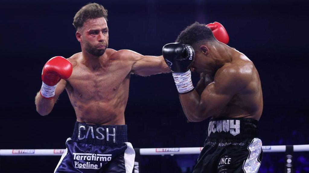Felix Cash fighting Tyler Denny in Birmingham