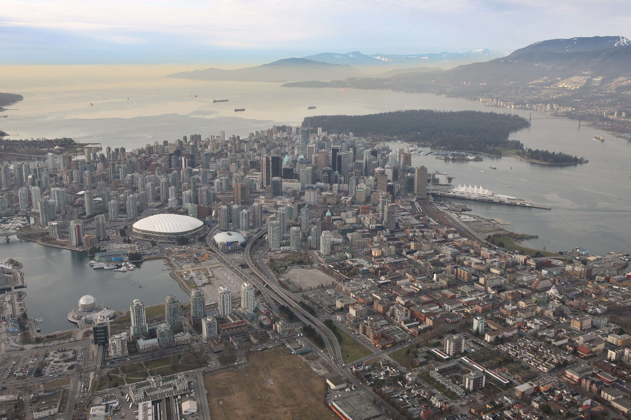 Vancouver, British Columbia and Rogers Arena play host to UFC Vancouver: De Ridder vs. Allen.