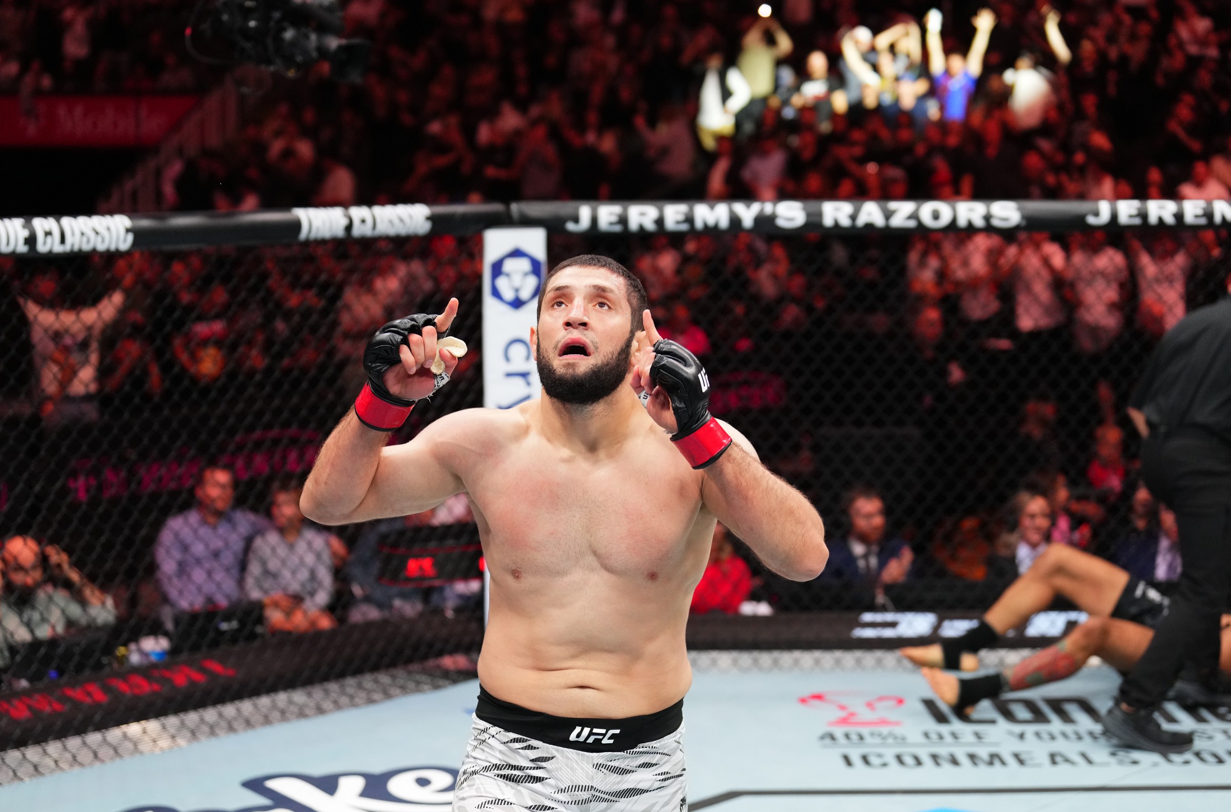 Ikram Aliskerov meets The Iron Turtle at UFC 321.