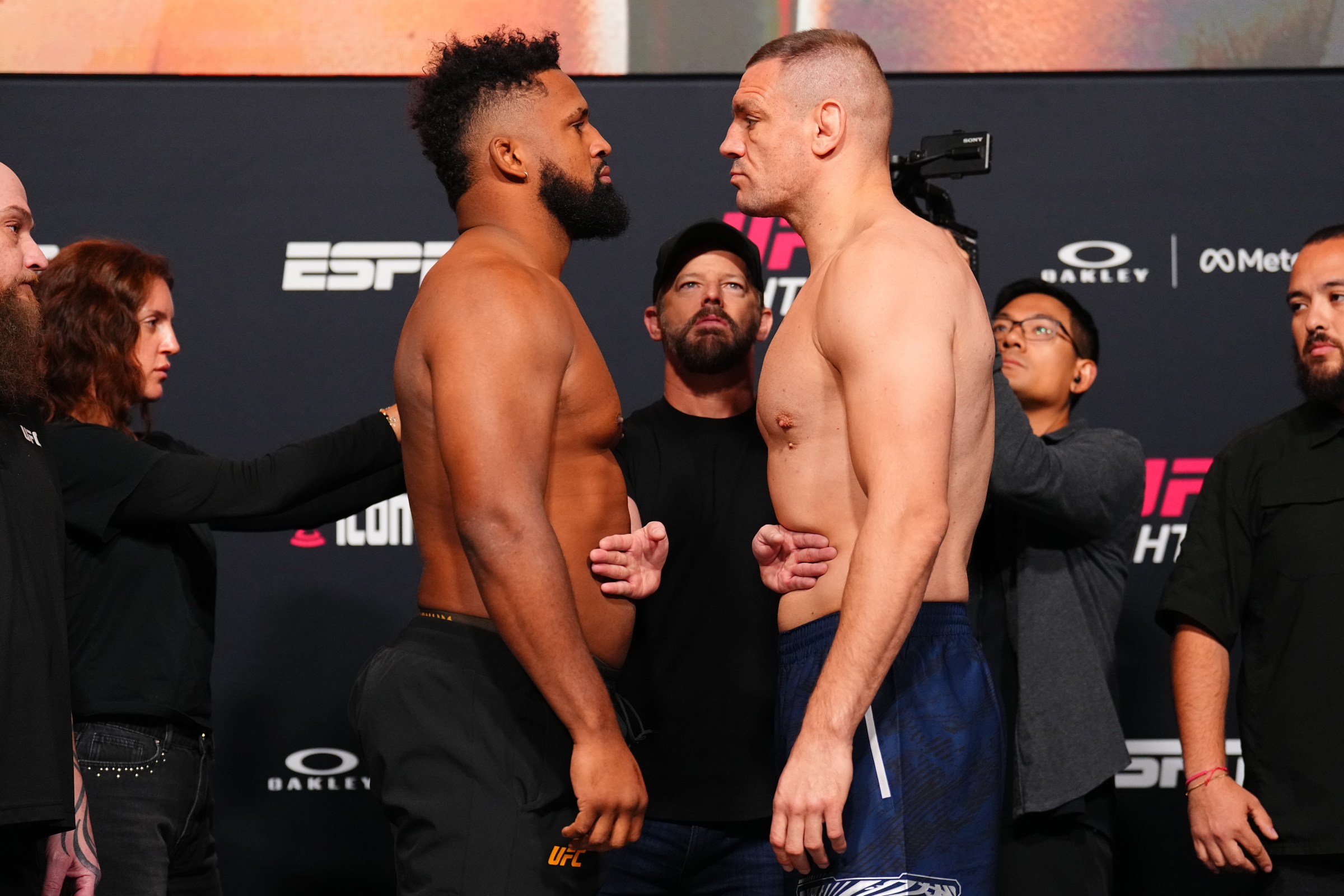LAS VEGAS, NEVADA - OCTOBER 31: (L-R) Opponents Waldo Cortes-Acosta of the Dominican Republic and Ante Delija of Croatia face off during the UFC Fight Night weigh-in at UFC APEX on October 31, 2025 in Las Vegas, Nevada. (Photo by Chris Unger/Zuffa LLC)